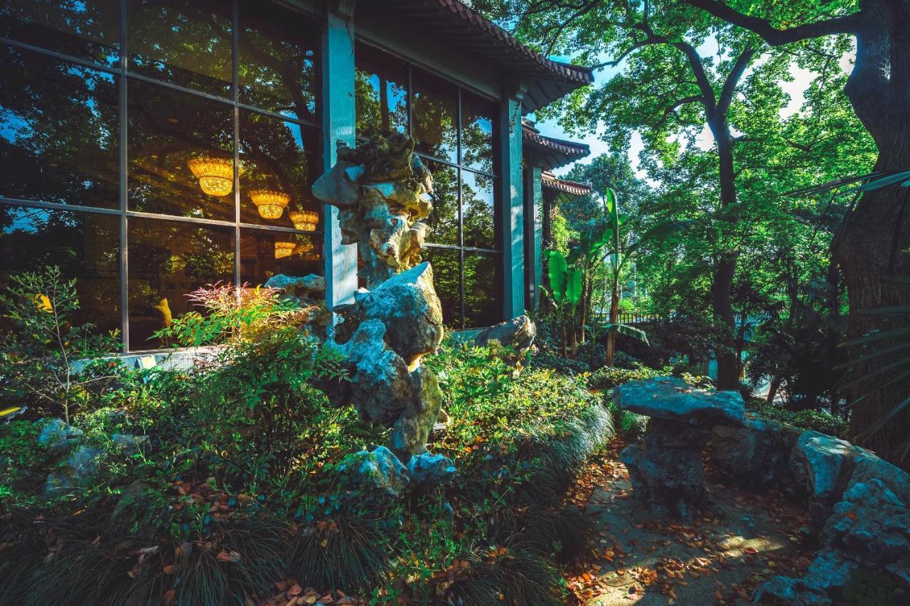 Shangri-La Hangzhou - The Back Garden Of West Lake Eksteriør billede